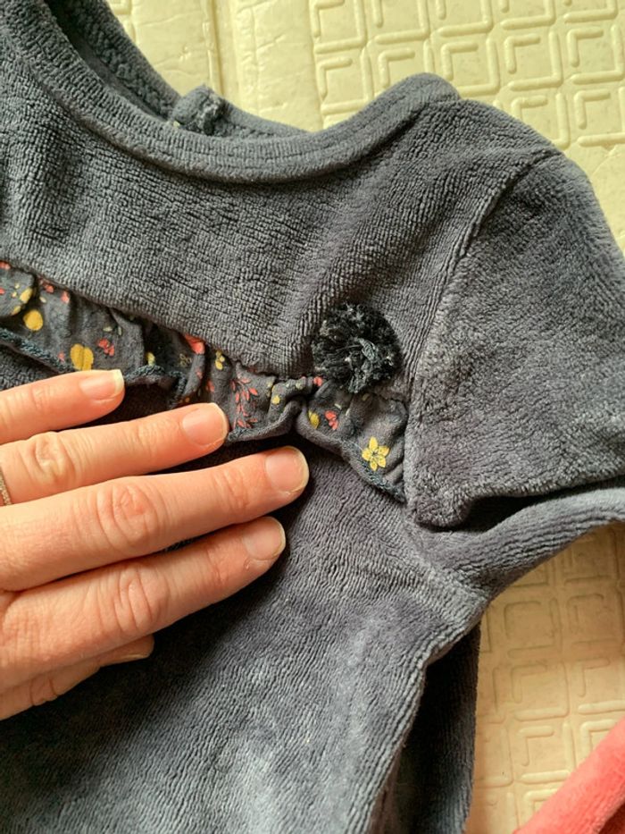 Lot de 2 pyjamas velours tao 6 mois tbe - photo numéro 7