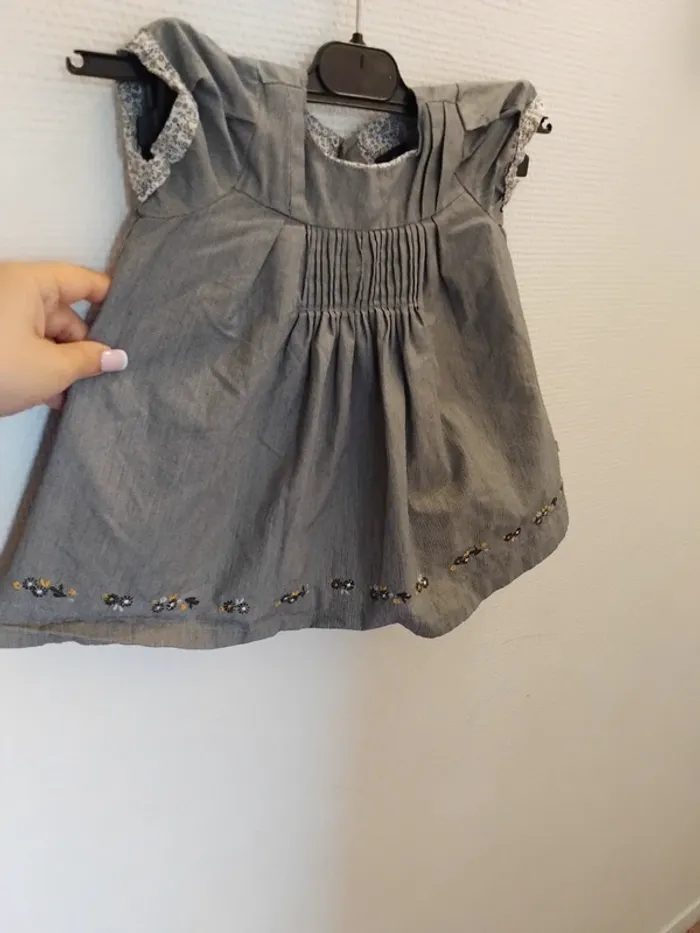 Robe sergent major fille 9mois neuf - photo numéro 2