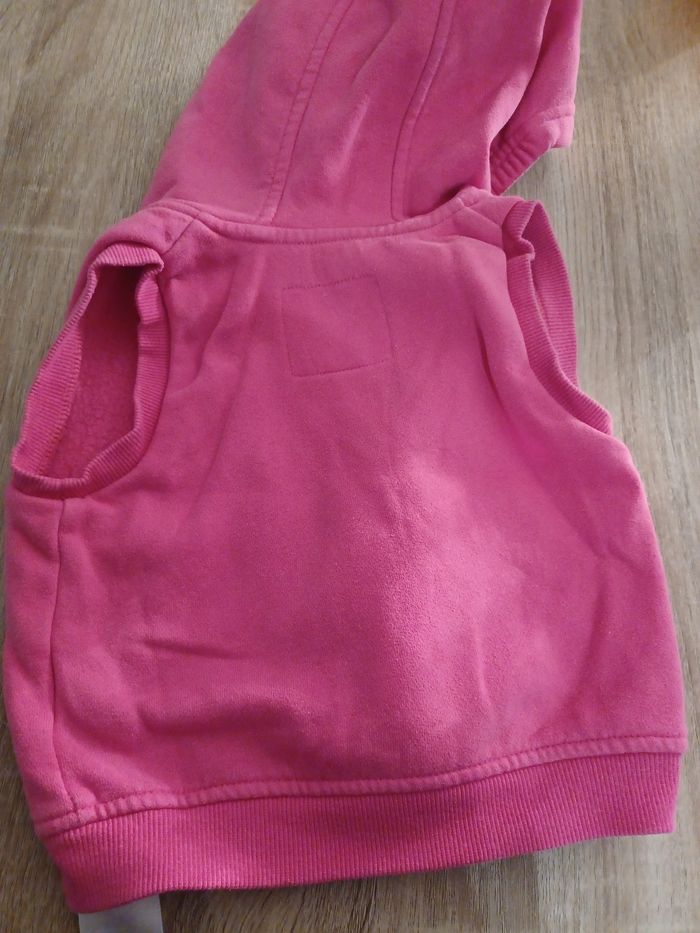 Veste sans manches 6 mois - photo numéro 4
