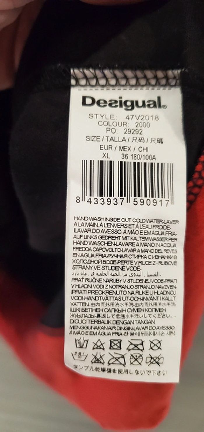 Très  belle  robe desigual taille XL - photo numéro 9