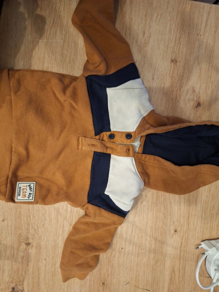 Pull 12 mois - photo numéro 2