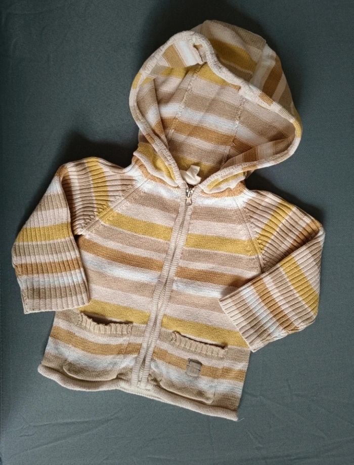 Gilet zippé à capuche - photo numéro 2