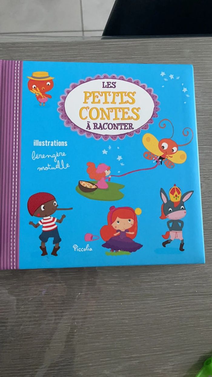 Livre Les petits contes à raconter Piccolia neuf