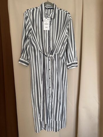 Superbe belle robe chemise à rayures Zara neuve avec étiquette taille M