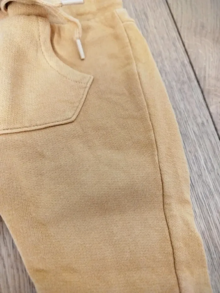 Pantalon moutarde - photo numéro 2