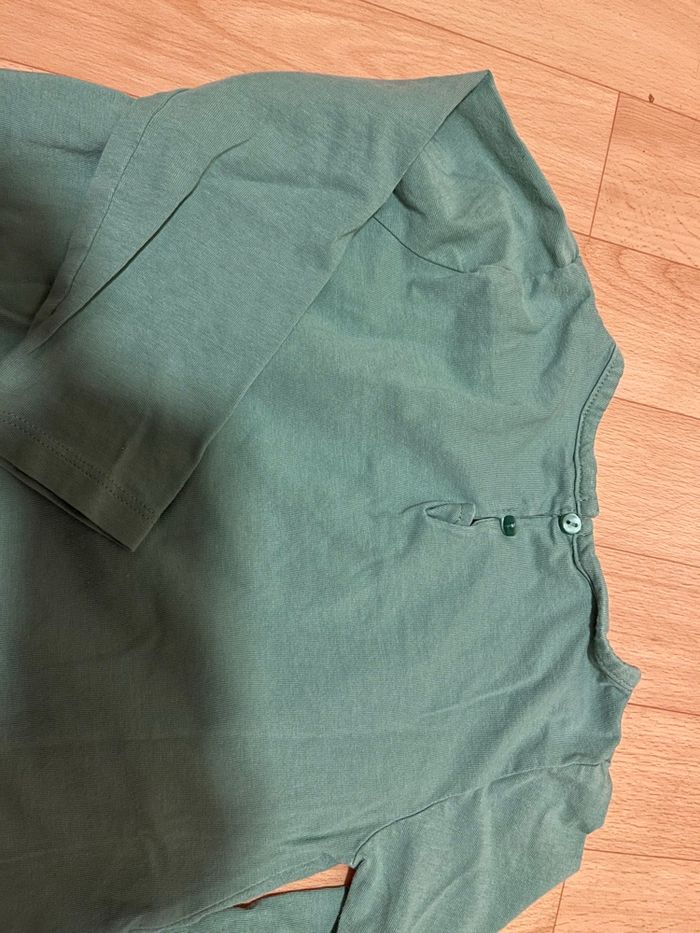 tee shirt manches longues vert zara - photo numéro 4