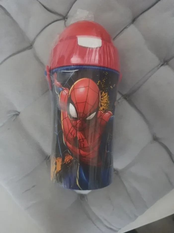 Sac a dos avec gourde marvel - photo numéro 4