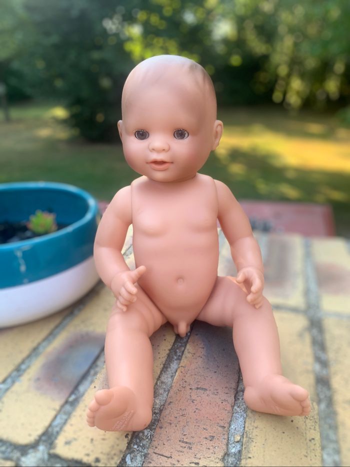 Corolle poupon de 36 cm Paul fait pipi et boit son biberon - photo numéro 7