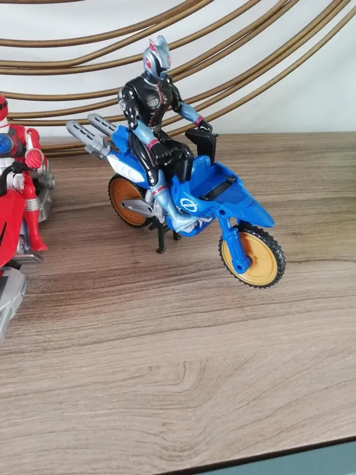 Lot de 3 power Rangers - photo numéro 6