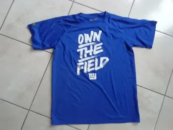 Maillot Under Armour Taille YLG ( env 14-16ans).