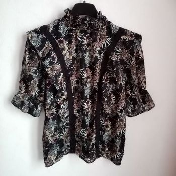 Jolie blouse à volants femme 🎀