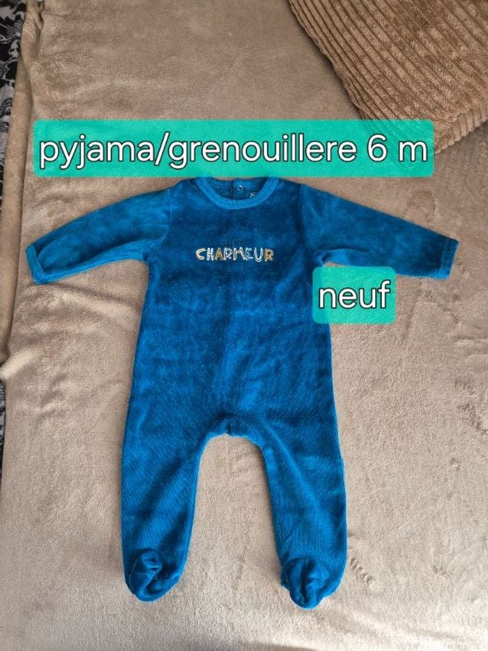 Pyjama/ grenouillère neuf
