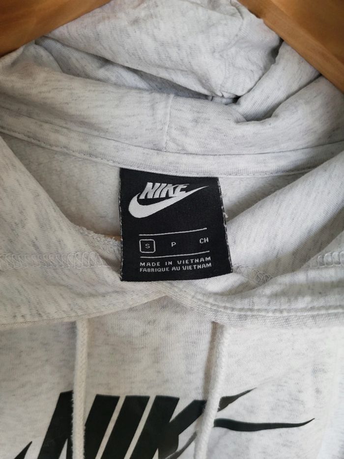 Sweat à capuche Nike taille S comme neuf ! - photo numéro 5