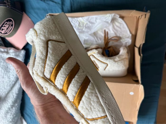 Adidas Superstar Conchas Sherpa – Taille 45 ⅓ – Neuf avec boîte - photo numéro 8
