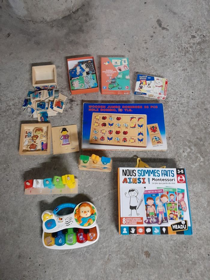 Lot 10 jeux jouets enfants