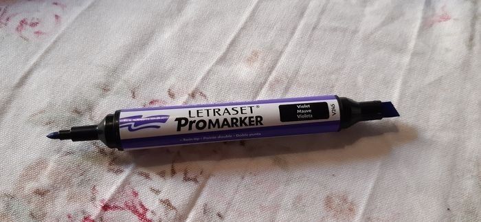 Feutres graphite et pro marker - photo numéro 4