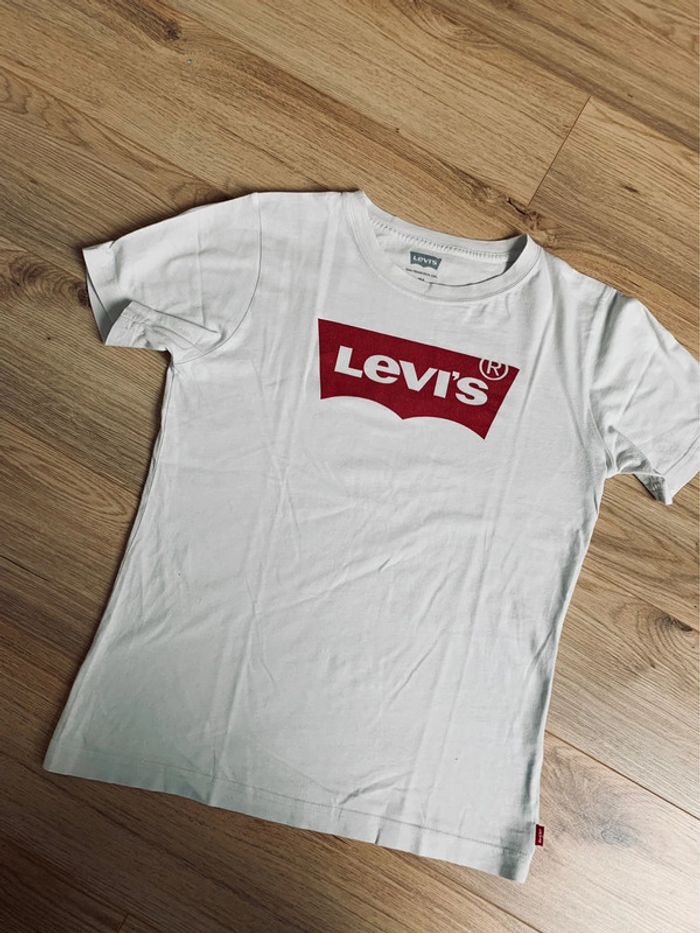 T shirt levi’s
