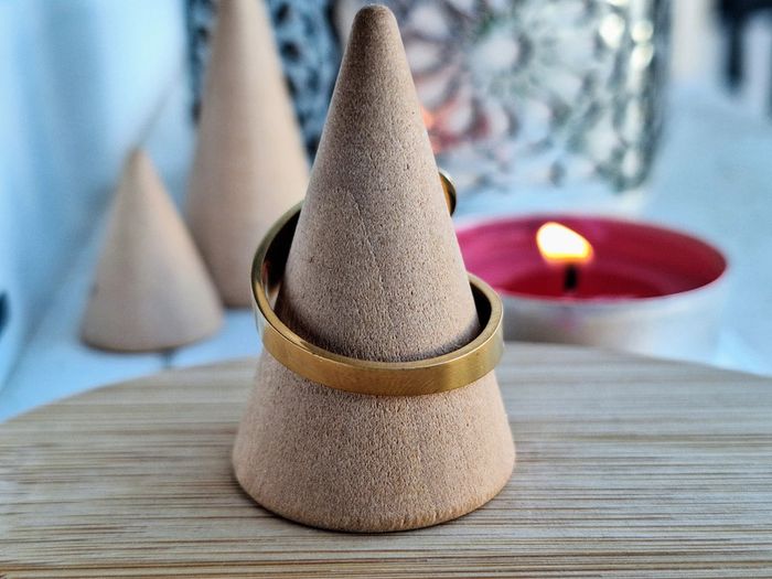 Bague Doré ouverte, avec du nacre blanc, Elégant et Minimaliste, Ajustable - photo numéro 3