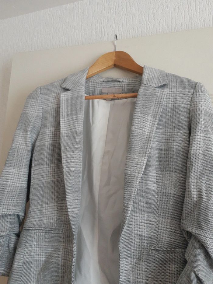Veste à carreaux H et M - photo numéro 3