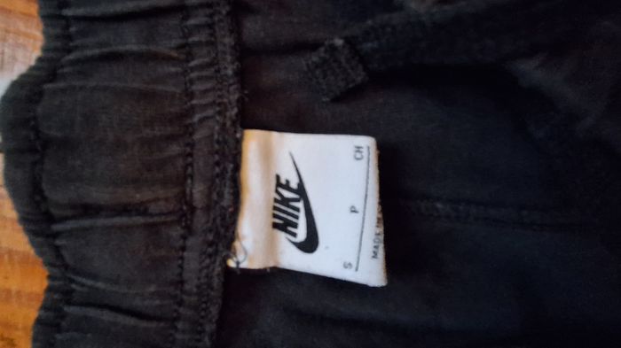 Short nike noir taille S - photo numéro 4