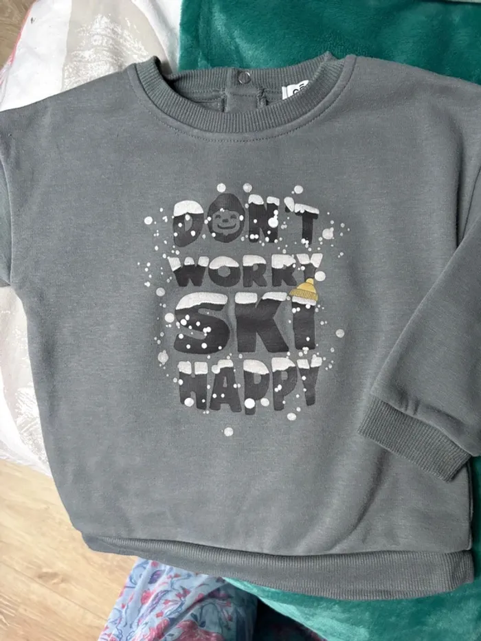 Sweat 3 ans « don’t worry ski HAPPY »