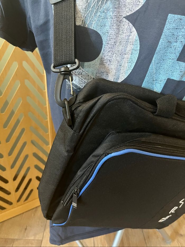 Sac PS4 - photo numéro 3
