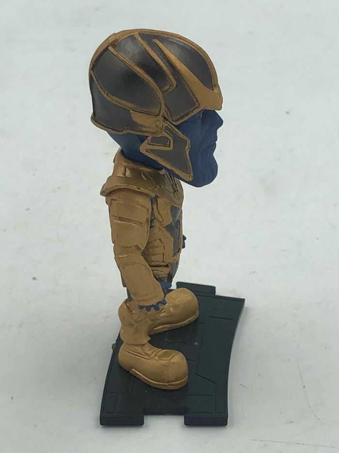 Figurine Marvel Thanos 10 cm - photo numéro 4