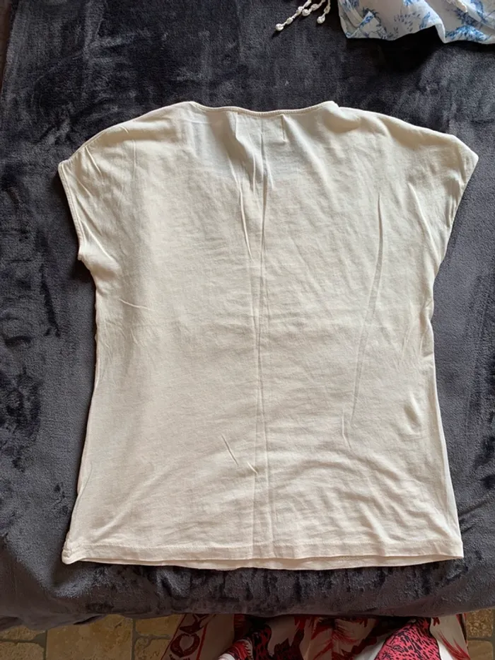 T-shirt beige à froufrou sur le devant Zara taille petit M - photo numéro 9