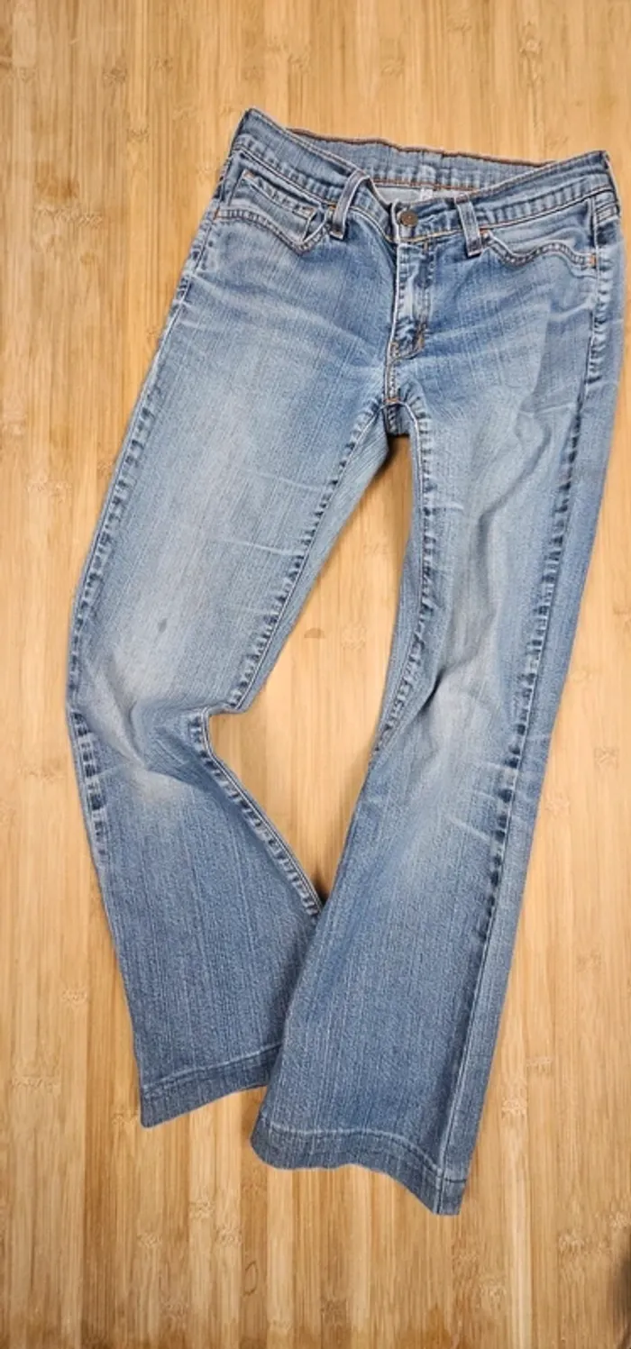 Levi's T:34/36 + 1 patch offert - photo numéro 4