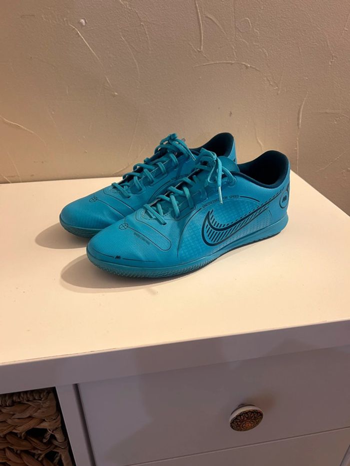 Baskets foot indoor futsal nike mercurial vapor 14 taille 42