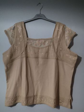 Tunique Celaia. Taille 54. Neuve sans étiquette.