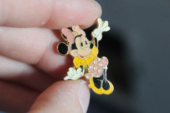 Pin's Minnie Mouse - Disney