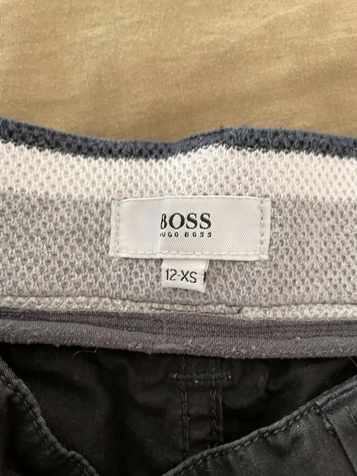 Bermuda hugo boss noir 12 ans - photo numéro 2