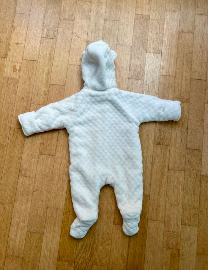 Combinaison bébé - 1 mois - photo numéro 2
