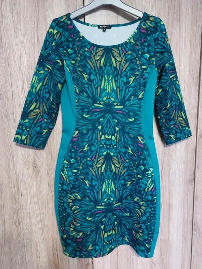 Robe motifs manches 3/4