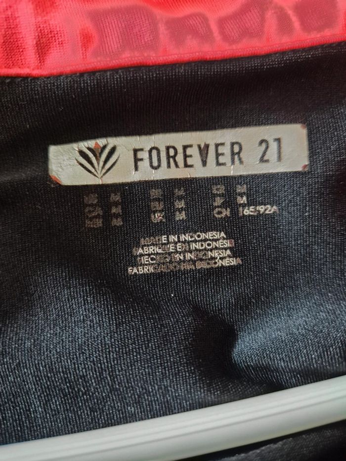 Sweat de sport pour femme, taille 38, forever 21 - photo numéro 7