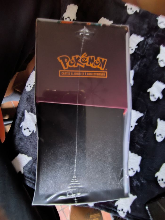 Coffret dresseur d'élite pokémon Flammes Obsidiennes - photo numéro 5