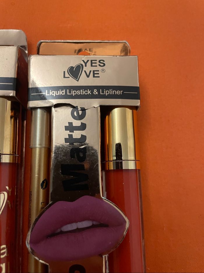 Lot de stylo et rouge à lèvre mat - photo numéro 4