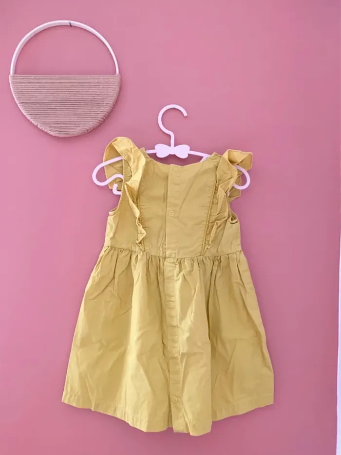 robe fille jaune à volants- kiabi- 24 mois