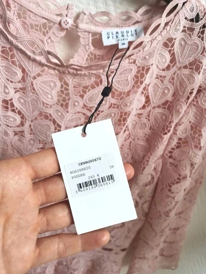 Magnifique robe en guipure bouton de Rose Cérémonie/ Mariage | Claudie Pierlot | prix boutique 265€ - photo numéro 4