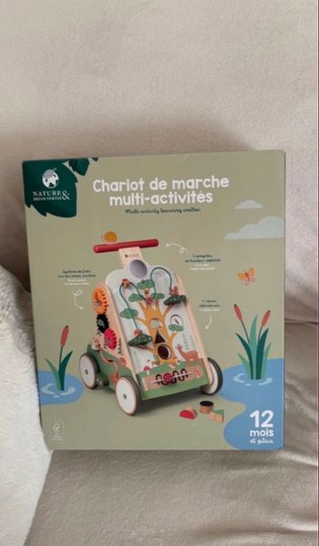 Trotteur charriot de marche 