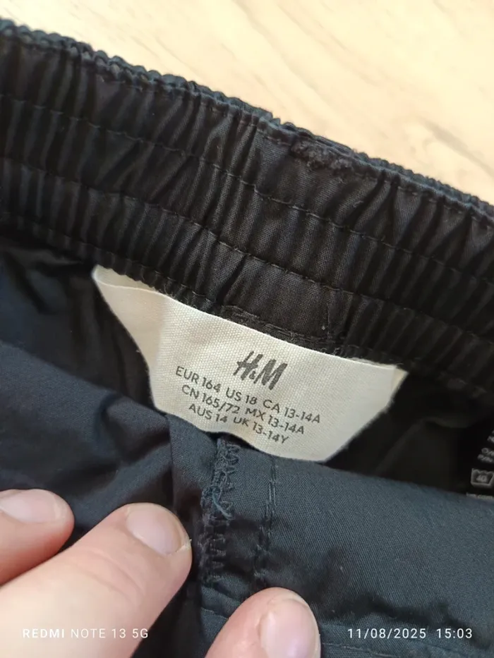 Magnifique short cargo h&M noir taille 14ans - photo numéro 3