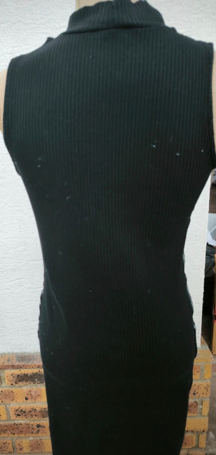 Robe noire stretch S liberto - photo numéro 2