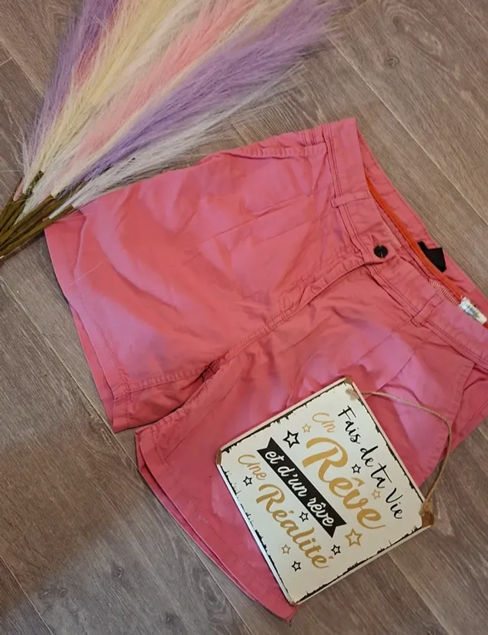 💄Magnifique short rose H&M💄 - photo numéro 2