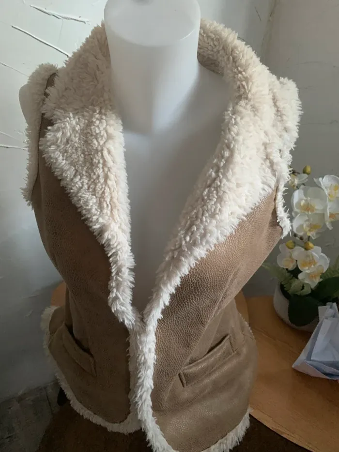 Veste sans manches Camaïeu taille 40 - photo numéro 4
