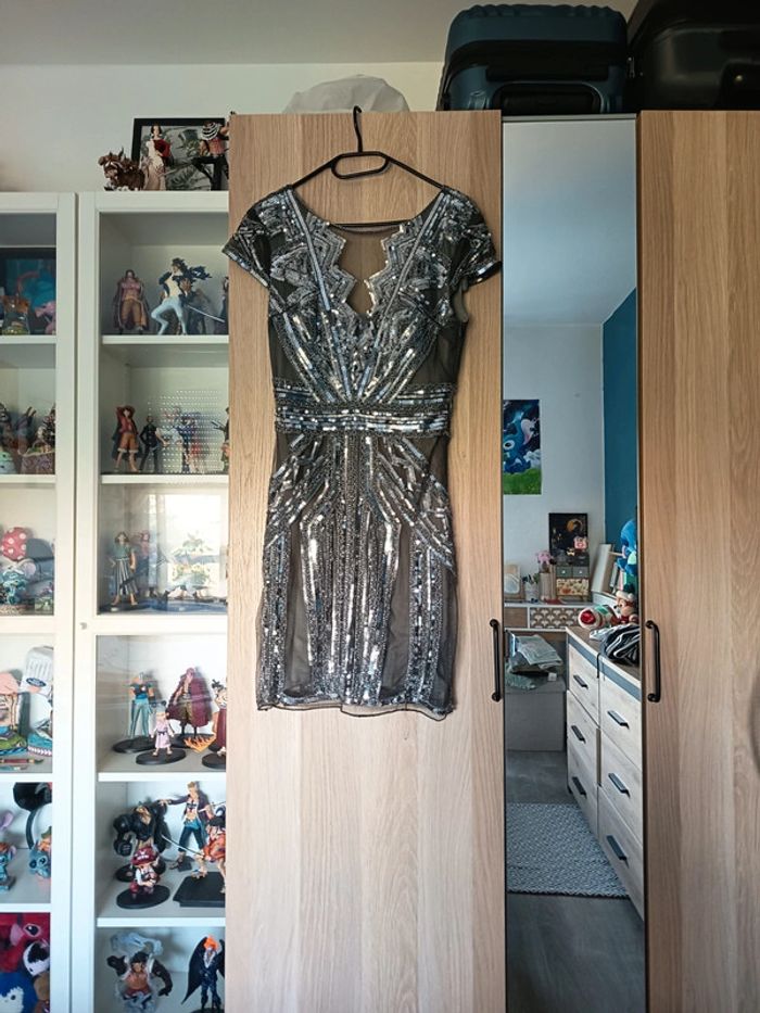 Robe habillé grise argentée en sequins / paillettes - Taille S 36