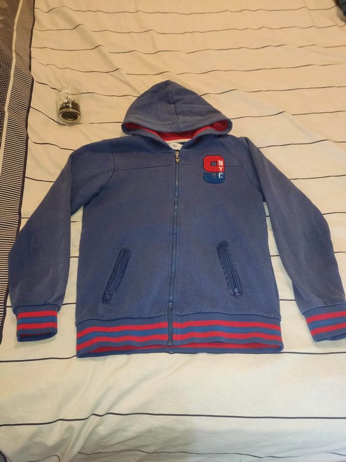 Veste à capuche