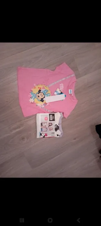 3 tee shirt minnie 5 6 ans
