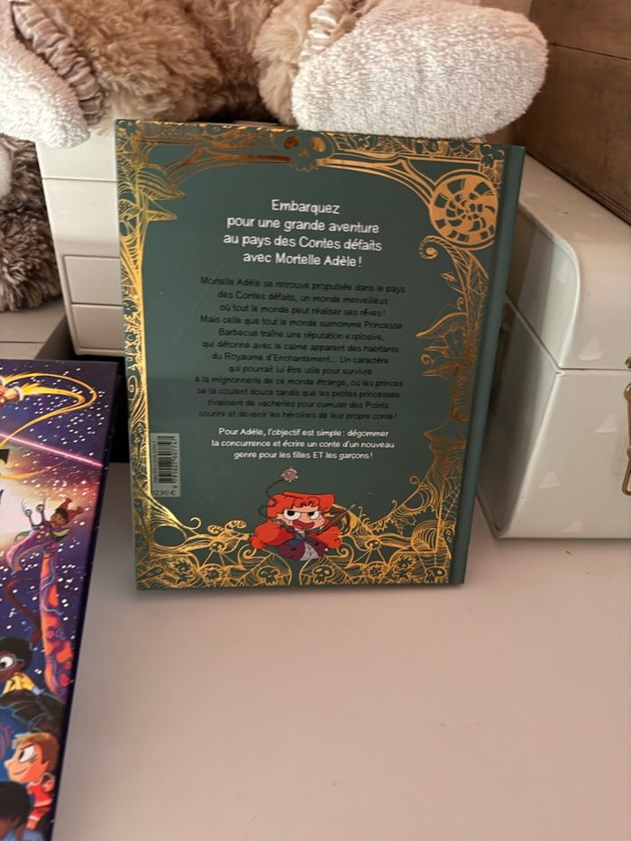 Bd brochée Mortelle Adèle - photo numéro 4