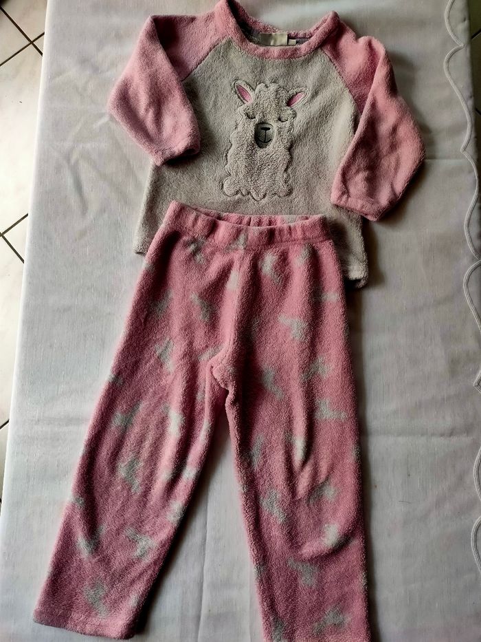 Pyjama doudou en polaire taille 98/104 - photo numéro 2